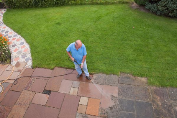 Pavers Pressure Washing in Bellevue