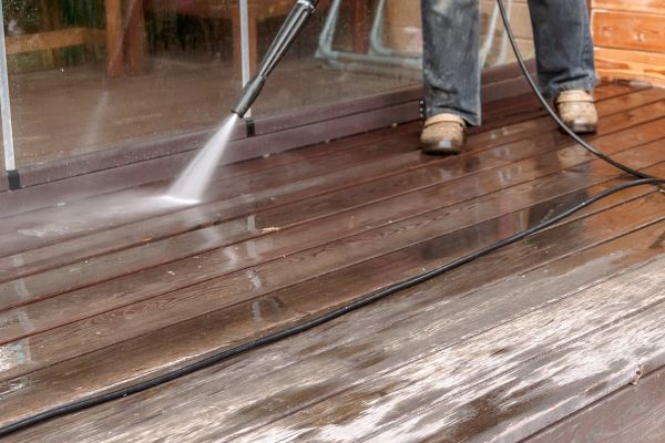 Pool Deck Power Washing in Bellevue