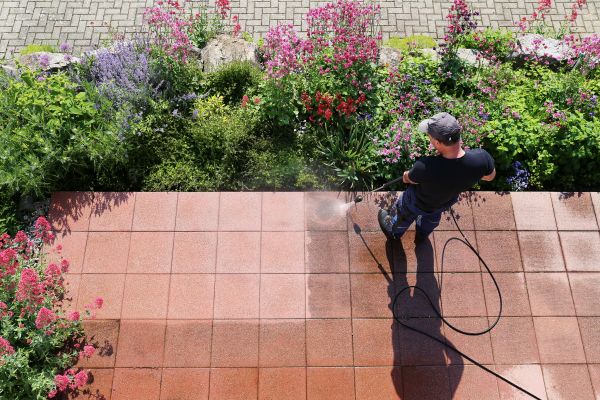Porch Washing in Bellevue