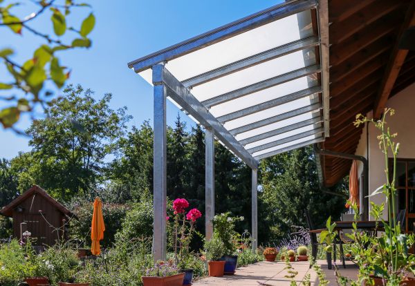 Patio Awning Cleaning in Bellevue