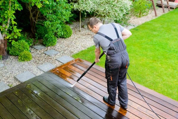 Deck And Patio Cleaning in Bellevue